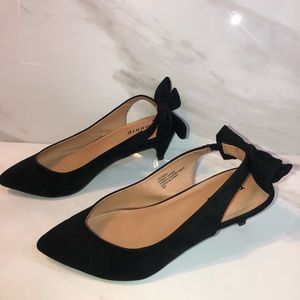 Torrid BLACK FAUX SUEDE POINTED TOE BOW SLINGBACK HEEL